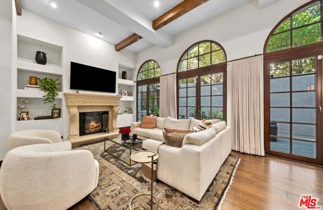 11937 Sunset Boulevard photos photos