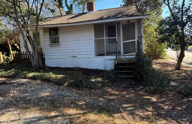 Simple 1BR/1BA Home Only $795/Month photos photos