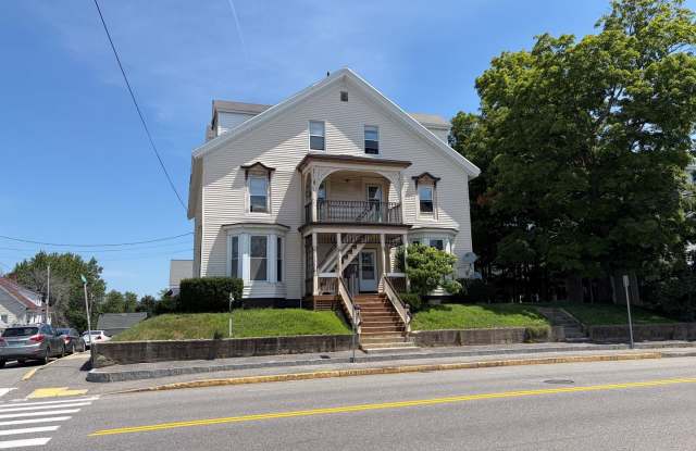 DMC Rental Program - 344 Main St. Biddeford Gallery 1