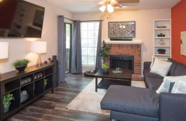 2947 Aftonshire Way photos photos