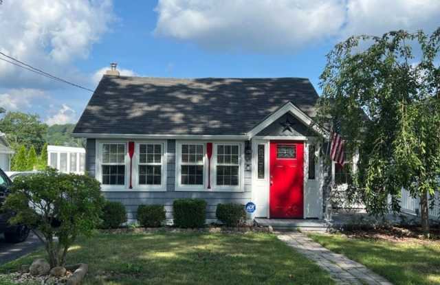 13 Willow St photos photos