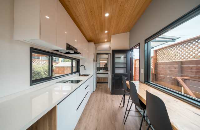 3330 Nile Street B photos photos