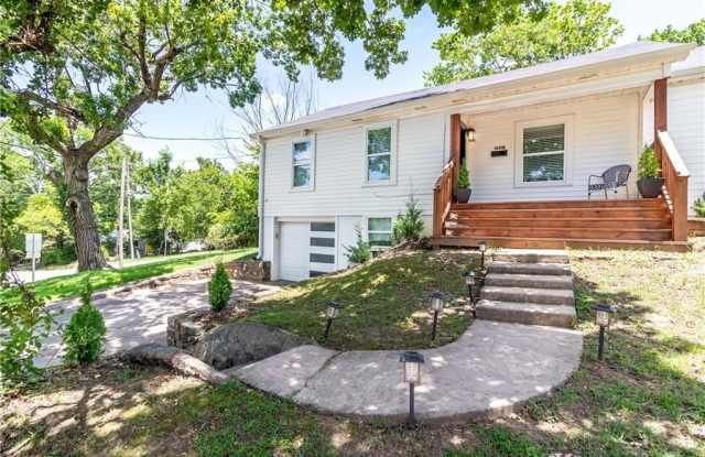 394  N Fletcher  AVE photos photos