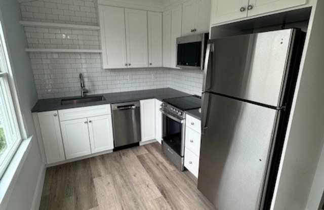 209 West Ave photos photos