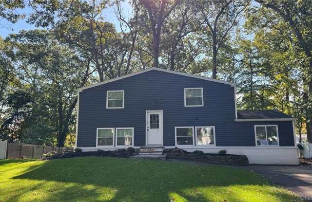 81 University Heights Drive Gallery 1