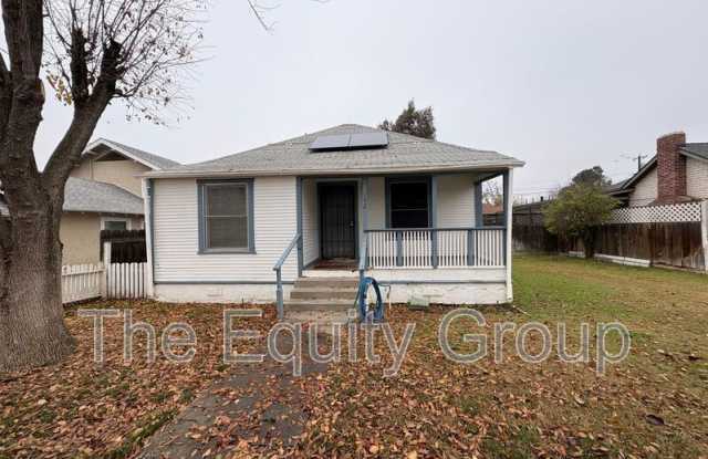 152 B Street - 152 B Street, Lemoore, CA 93245