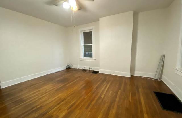 6319 Monitor St Unit 1 Gallery 3