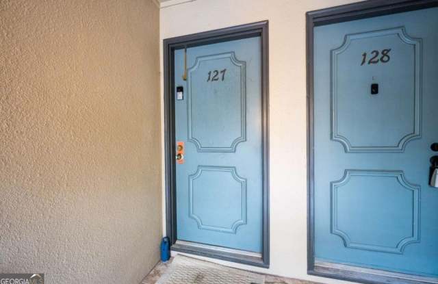 127 Lablanc Way NW Gallery 2