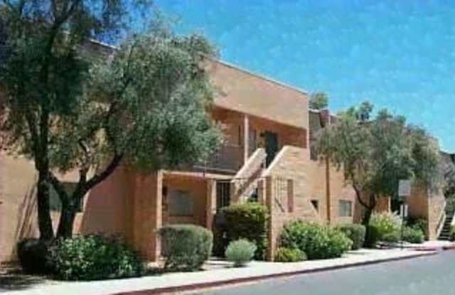 1339 E Fort Lowell Road photos photos
