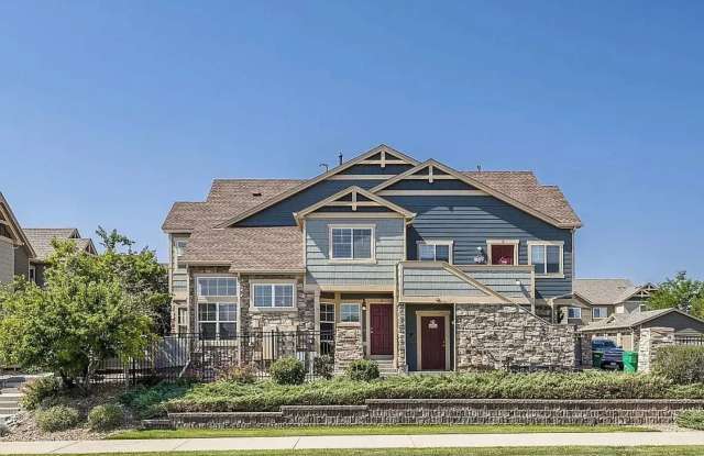 Incredible 2 bedroom Townhouse across from Southlands Mall Gallery 2