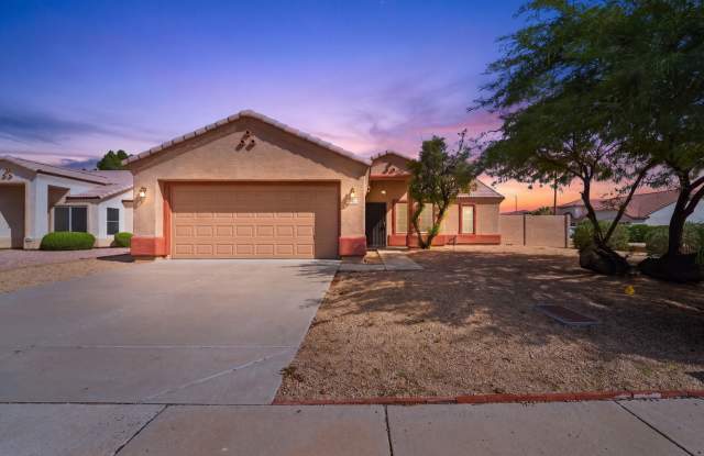 Spacious Glendale Home in Windrose | 3 Bedrooms, 2 Living Areas & Covered Patio! Gallery 1