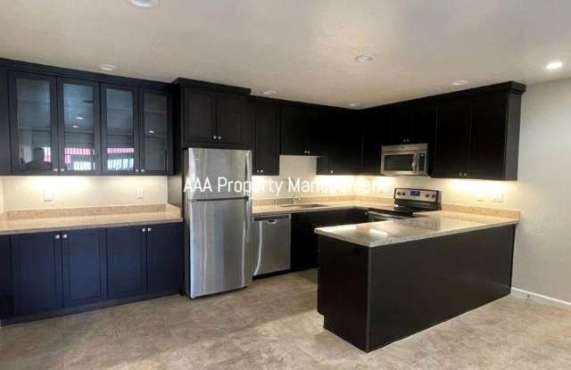 Walnut Creek! Beautiful remodeled 1 bedroom 1 bath location near John Muir Hospital and Heather Farms Park! Gallery 3