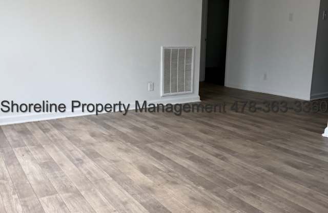 1949 Karen Circle - A Gallery 4