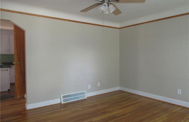 9688 HUBERT Avenue Gallery 2