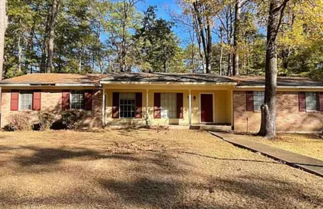 3 bedroom 2 bath home available for rent Gallery 1
