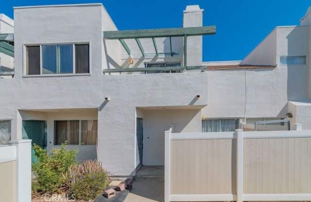 20240 E Arrow photos photos