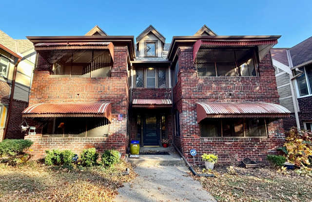 5017-5019 Wyandotte St photos photos