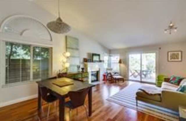 4650 Exbury Ct. Gallery 3