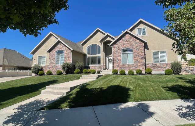 1369 E 320 N photos photos