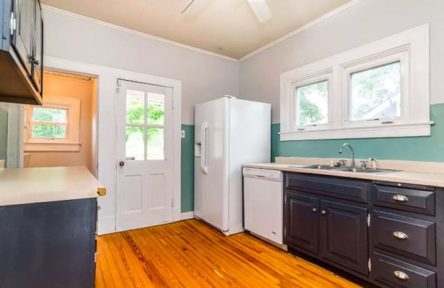 3408 Glenmore Ave - 3408 Glenmore Avenue, Baltimore, MD 21214