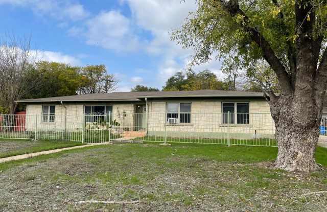 243 Beverly Dr photos photos