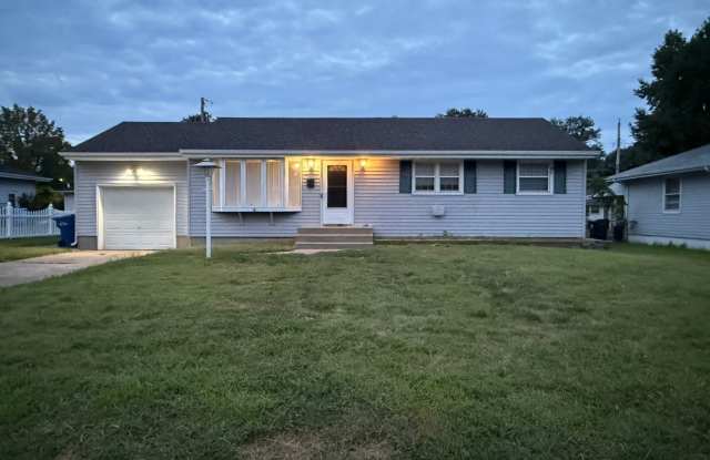 Charming 3 Bedroom Home in Florissant photos photos