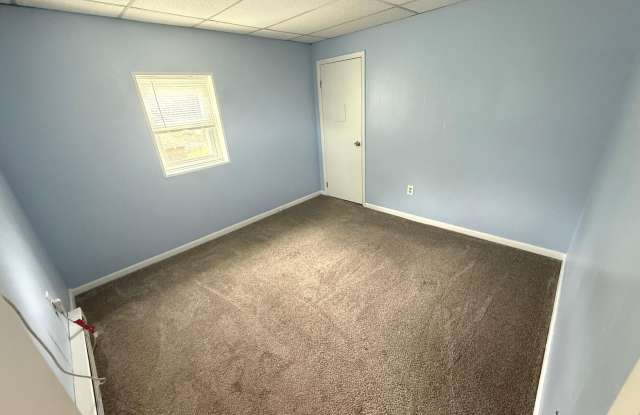 184 S ROLAND Street Gallery 2