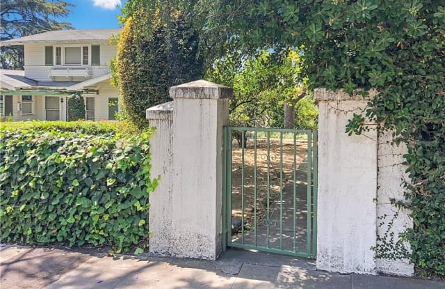 162 E Alegria Avenue - 162 East Alegria Avenue, Sierra Madre, CA 91024