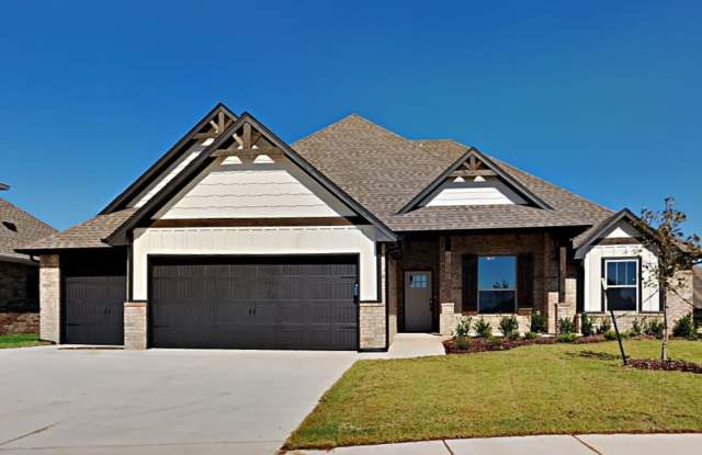 Very Spacious and Beautiful 3 Bedroom in the Desired Yukon School District with Storm Shelter photos photos