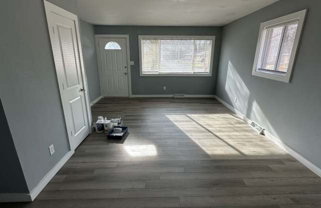 Available Now! Renovated Southside 2BR/1BA duplex photos photos Available Now! Renovated Southside 2BR/1BA duplex photos photos