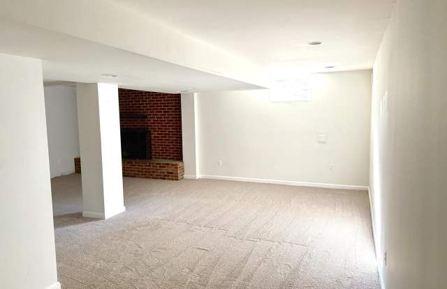 1606 THOMAS ROAD photos photos