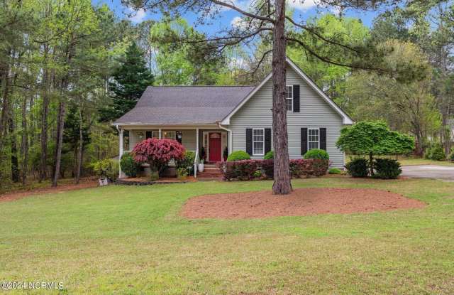 89 Sandpiper Drive - 89 Sandpiper Drive, Whispering Pines, NC 28327