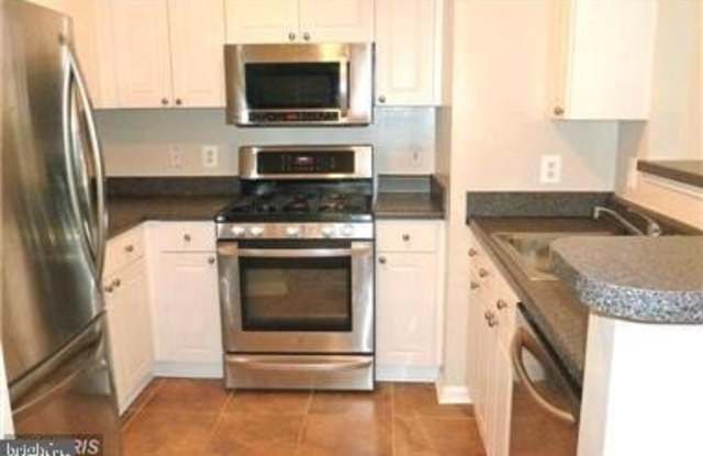 3851 ARISTOTLE Court Gallery 2