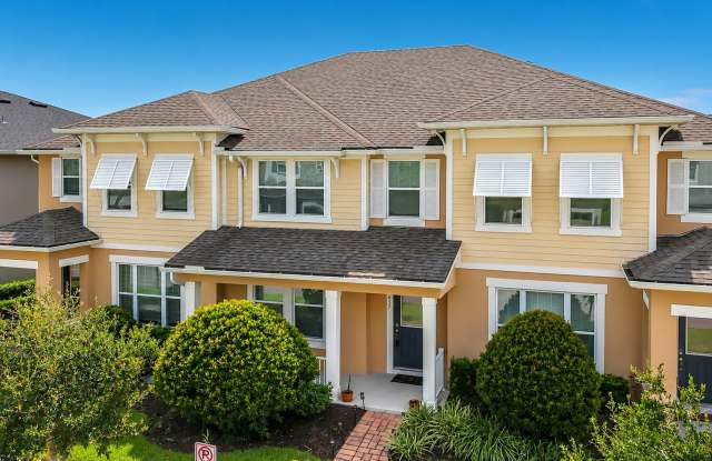 Beautiful 3-Bedroom Townhome with Private Balcony in Guard-Gated Tapestry Gallery 3