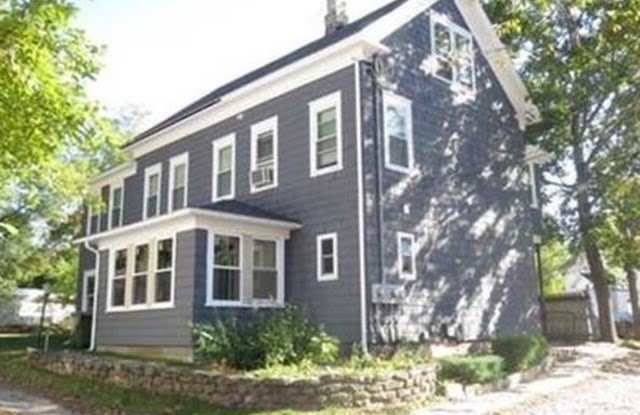 27 Douglas Street unit: 2 photos photos