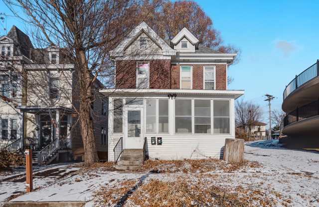 893 Hudson Road1 - Lower photos photos