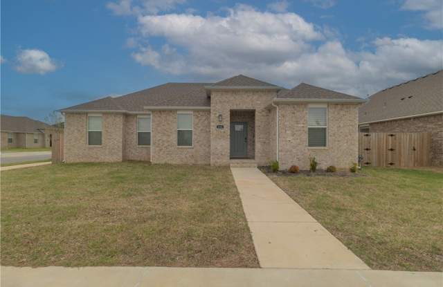 112 S Broyles Avenue photos photos