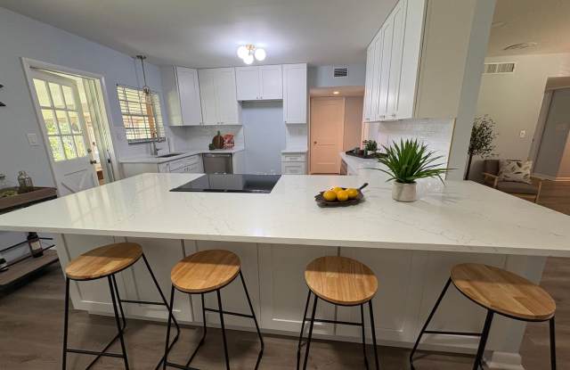 2510 Lake Ellen Drive photos photos