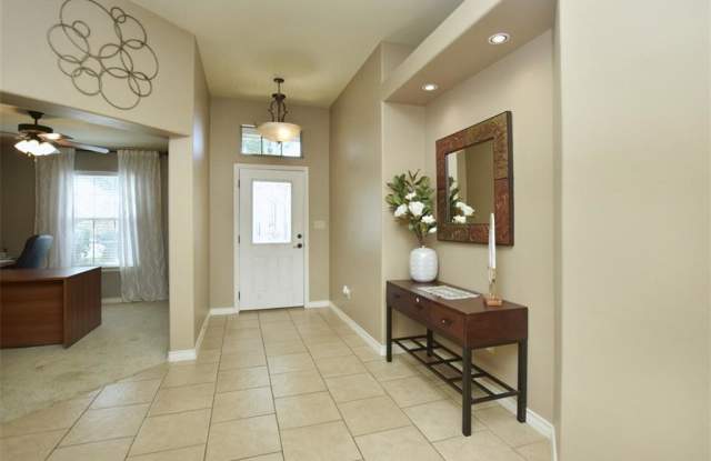 30428 Anika Cv Gallery 3