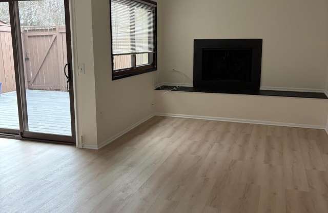 11244 SNOWFLAKE COURT #B Gallery 2