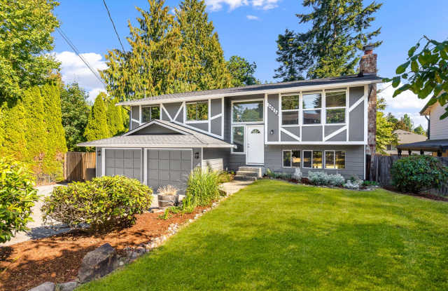 Shoreline 4 Bedroom Beautiful Gardens Gallery 1
