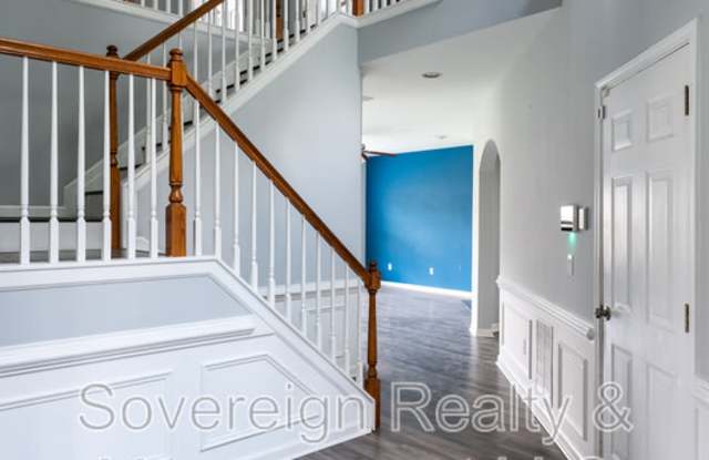 7702 Parkside Dr Gallery 2