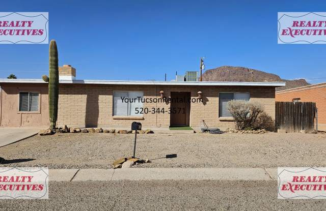 Ajo Hwy & Camino De Oeste - 3/2 with AC and large lot photos photos