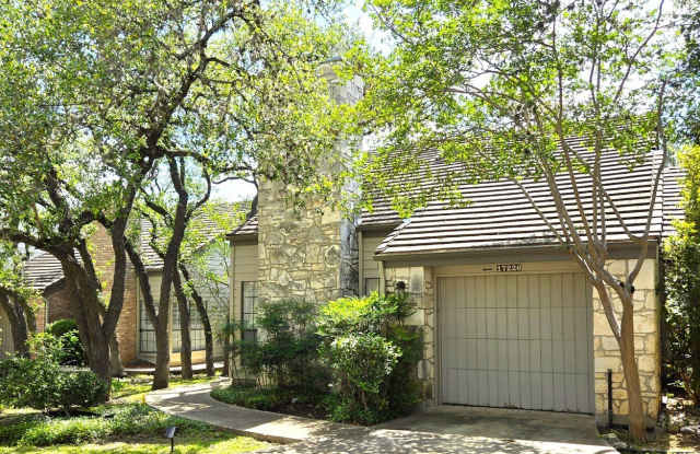 17226 Beacon Woods Gallery 3