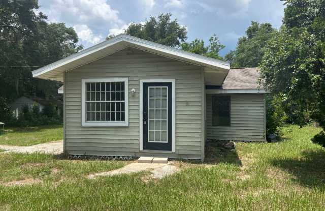 3 Bedroom 1 Bath Country Setting photos photos