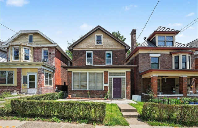 1045 Flemington St photos photos 1045 Flemington St photos photos