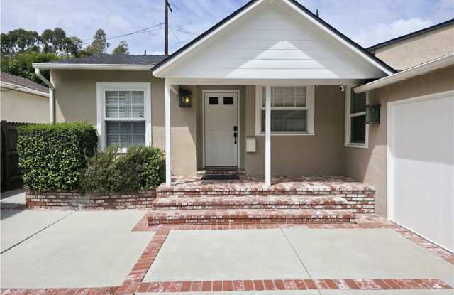 5339 Veloz Avenue Gallery 2