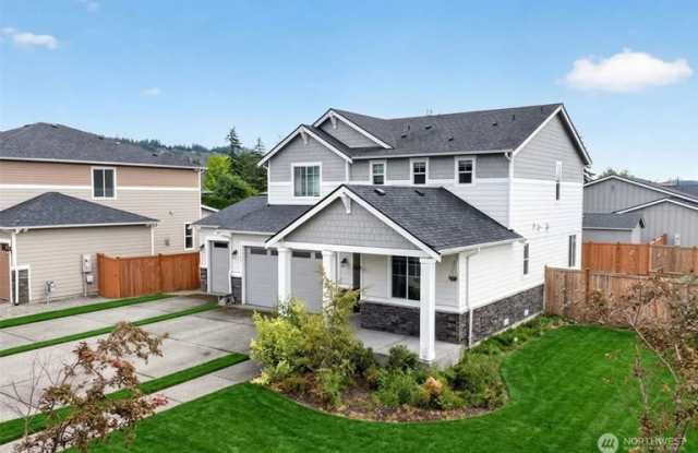 15742 58th Street Court East Gallery 2