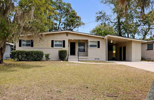 2917 Cesery Blvd photos photos