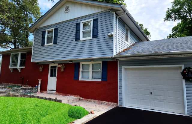 4790 FORD Court photos photos